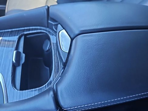 Used 2017 Buick Envision Premium w/ Driver Confidence Package image 19