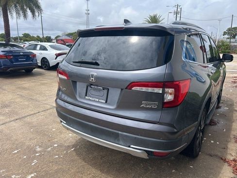 Used 2021 Honda Pilot Touring image 7