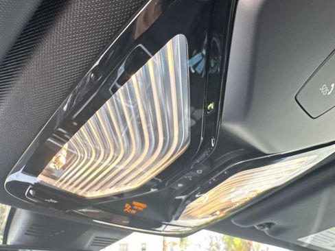 Used 2024 BMW 330i Sedan image 26