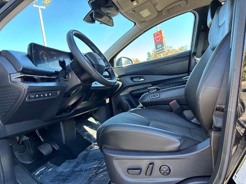 Certified 2024 Nissan Ariya AWD image 19