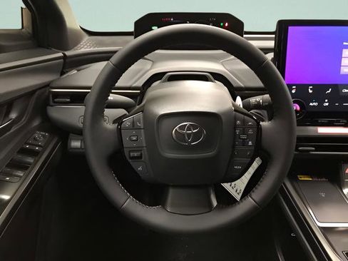 Used 2026 Toyota bZ AWD/4WD image 19