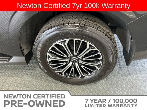 Used 2025 Nissan Armada SL w/ Captain's Chari Seat Package RWD image 71