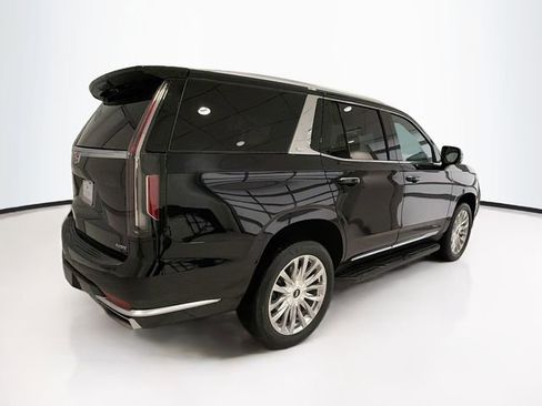 Certified 2023 Cadillac Escalade Premium Luxury w/ LPO, Floor Liner Package AWD/4WD image 7