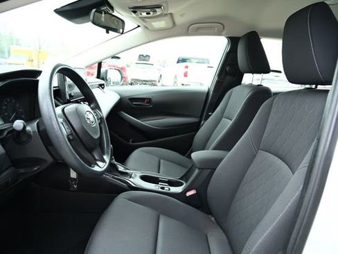 Used 2023 Toyota Corolla LE image 19