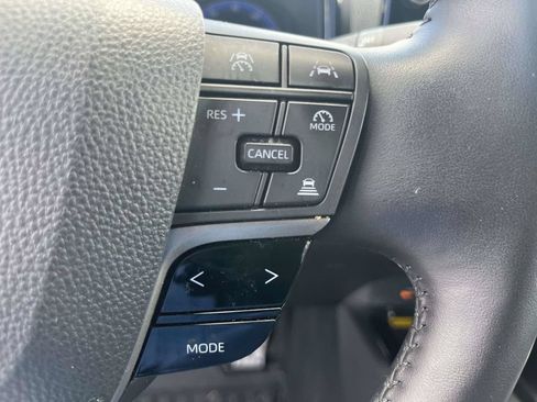 Used 2025 Toyota Camry XSE FWD image 32