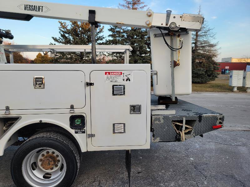 Used 2017 RAM 5500 Tradesman RWD image 24