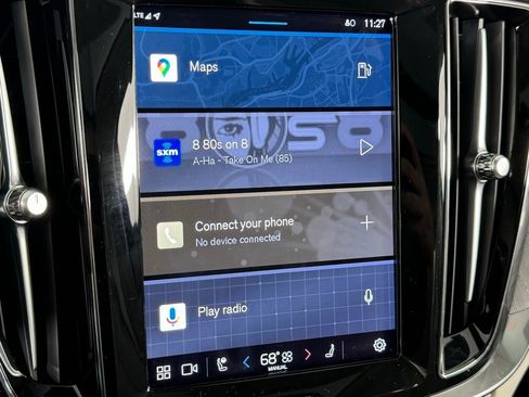 New 2024 Volvo S60 B5 Plus w/ Climate Package image 24