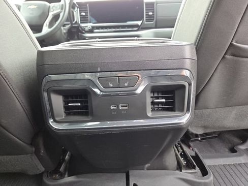 Used 2024 Chevrolet Silverado 2500 LTZ w/ LTZ Convenience Package AWD/4WD image 22