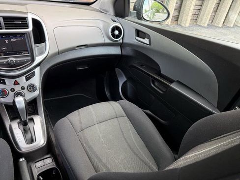 Used 2020 Chevrolet Sonic LT FWD image 14
