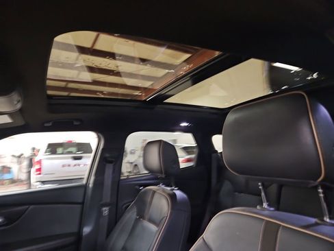 Certified 2022 Chevrolet Blazer Premier w/ Enhanced Convenience Package image 22