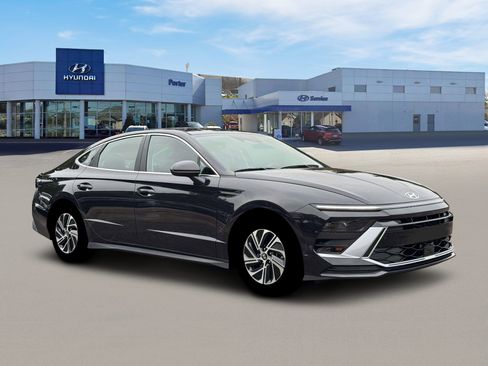 New 2026 Hyundai Sonata Blue FWD image 10