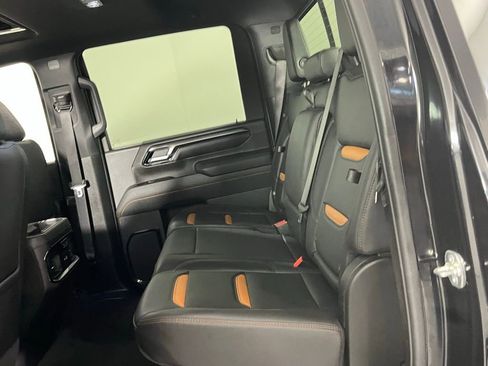 Used 2025 GMC Sierra 3500 AT4 w/ AT4 Premium Plus Package image 27