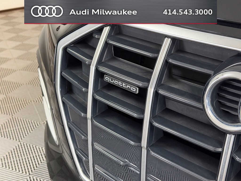 Used 2024 Audi Q5 2.0T Premium w/ Convenience Package AWD/4WD image 15