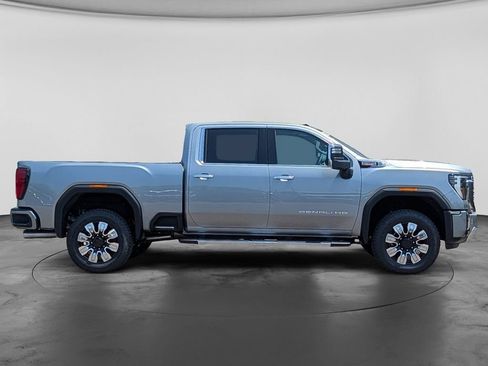 New 2026 GMC Sierra 3500 Denali w/ Denali Reserve Package AWD/4WD image 24
