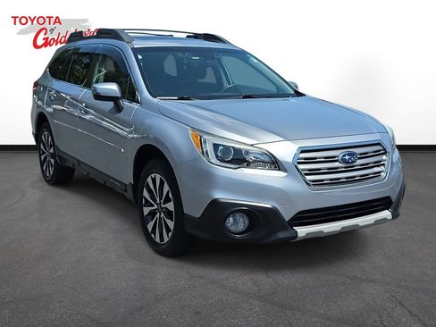 Used 2017 Subaru Outback 2.5i Limited AWD/4WD image 3