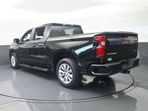 Used 2021 Chevrolet Silverado 1500 Custom RWD image 4