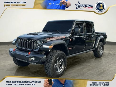Used 2025 Jeep Gladiator Mojave w/ Safety Group image 1