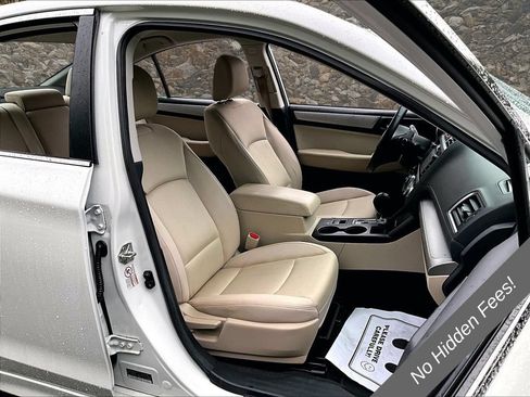 Used 2015 Subaru Legacy 2.5i Premium AWD/4WD image 7