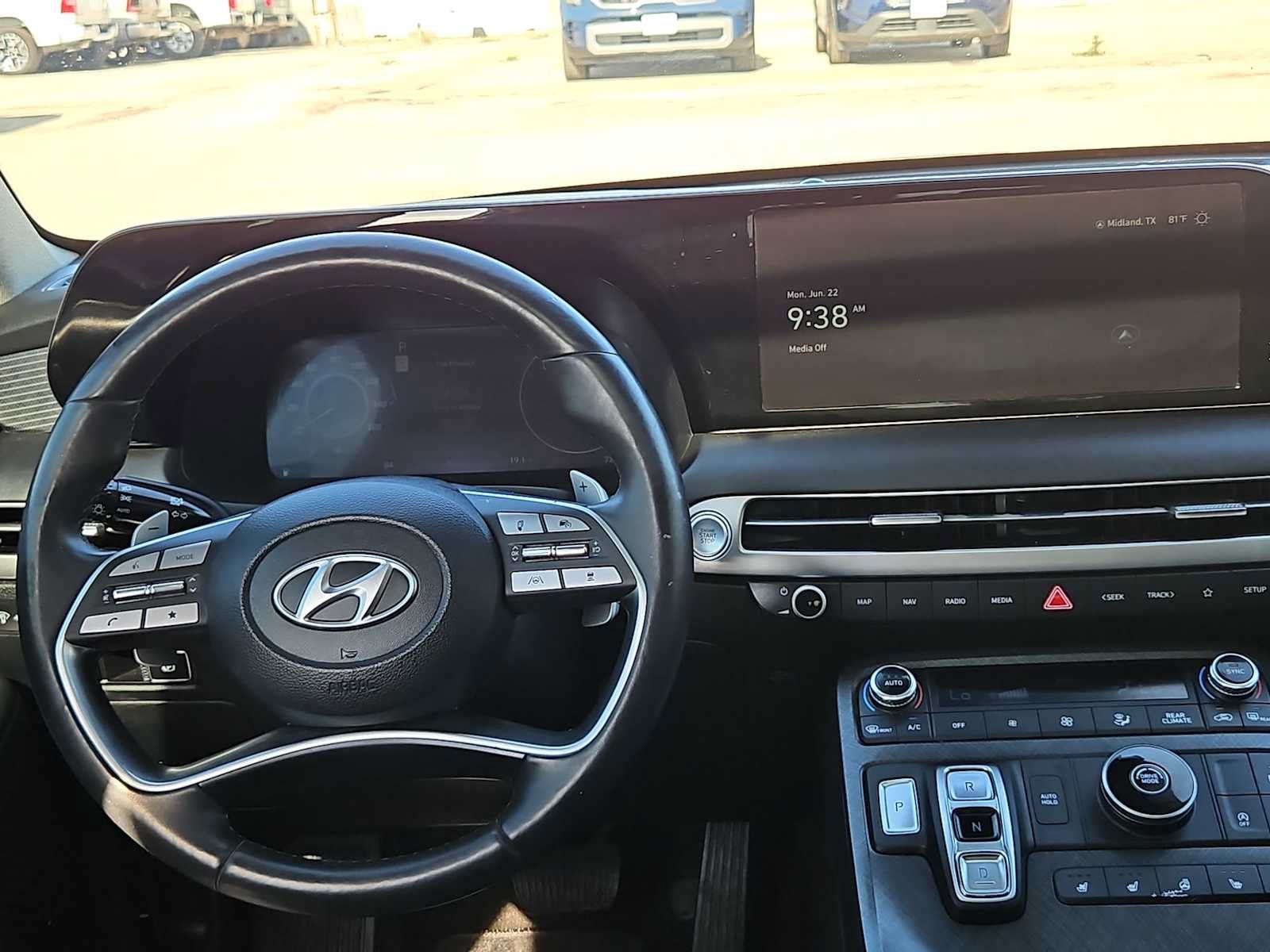 Used 2023 Hyundai Palisade Limited FWD image 14