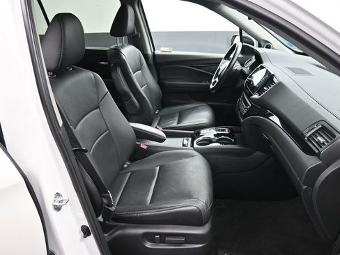 Certified 2022 Honda Pilot Touring image 29