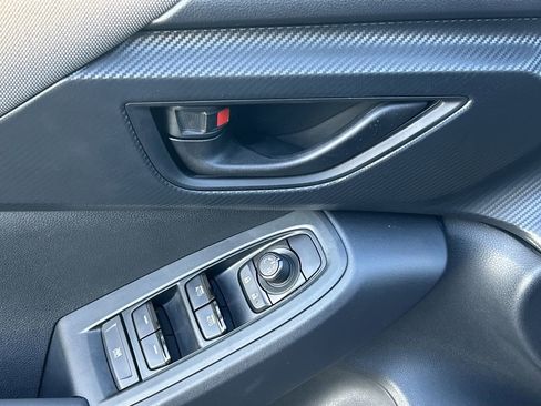 Certified 2025 Subaru Crosstrek 2.0i Premium w/ Popular Package #4 image 17