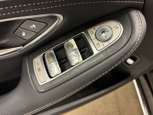 Used 2016 Mercedes-Benz C 300 Sedan image 21