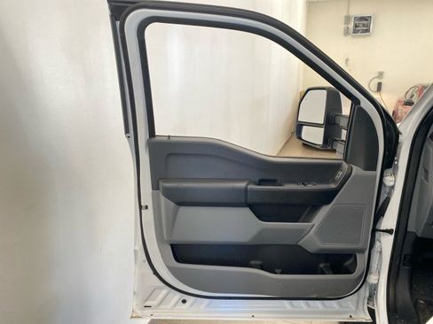 New 2024 Ford F550 4x4 Regular Cab Super Duty image 9