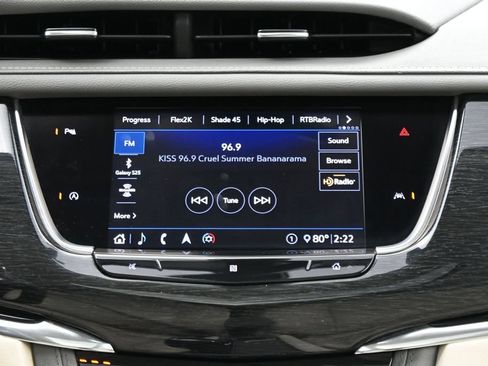 Used 2020 Cadillac XT6 Premium Luxury FWD image 24
