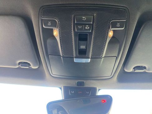 Used 2019 Mercedes-Benz GLA 250 4MATIC image 23