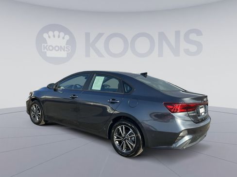 Used 2024 Kia Forte LXS image 4