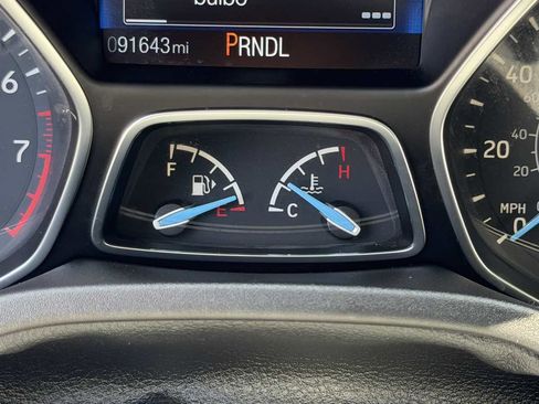 Used 2016 Ford Focus SE w/ SE Cold Weather Package FWD image 16