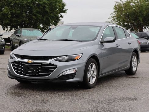 Used 2025 Chevrolet Malibu LS FWD image 6