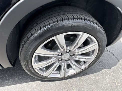 Used 2023 Cadillac XT4 Premium Luxury AWD/4WD image 31