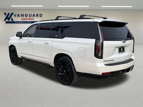 Used 2021 Cadillac Escalade ESV Sport Platinum w/ LPO, ONYX Package image 3