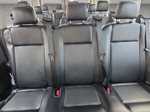 Used 2021 Ford Transit 350 XL image 22