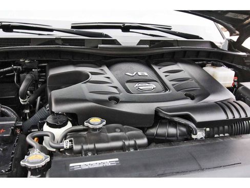 Used 2024 Nissan Armada Platinum w/ Captain's Chairs Package image 30