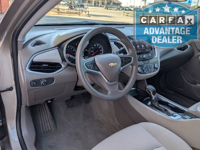 Used 2023 Chevrolet Malibu LT FWD image 4