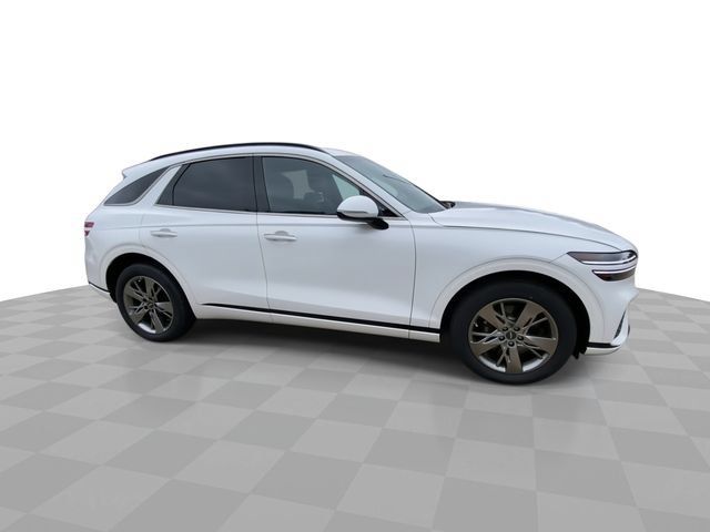 Used 2025 Genesis GV70 3.5T Sport AWD/4WD image 3