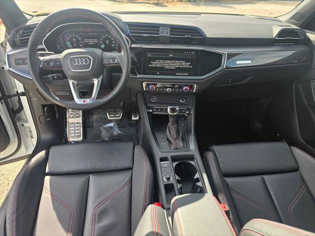 Used 2025 Audi Q3 2.0T Premium Plus w/ Premium Plus Package AWD/4WD image 21