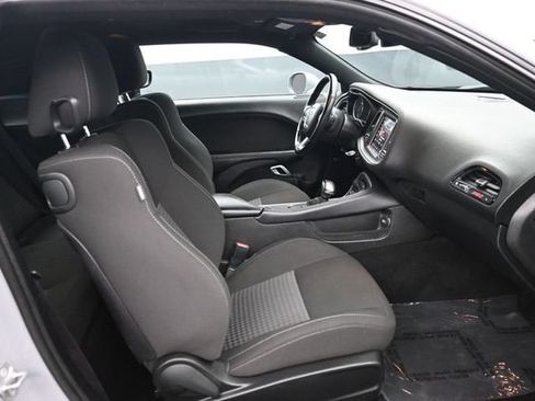 Used 2021 Dodge Challenger R/T Scat Pack RWD image 11