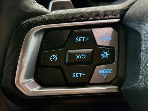 Used 2025 Ford Mustang GT RWD image 12
