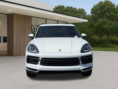 Used 2023 Porsche Cayenne Platinum Edition AWD/4WD image 4