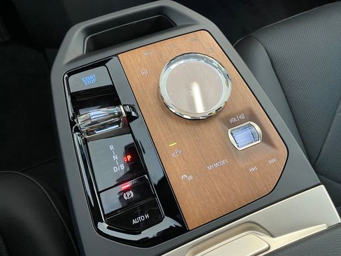 New 2026 BMW iX xDrive45 w/ Executive Package image 17