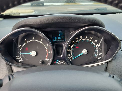 Used 2015 Ford Fiesta SE image 25