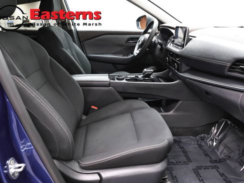 Used 2023 Nissan Rogue S AWD/4WD image 24