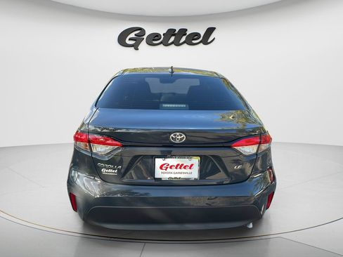 Used 2025 Toyota Corolla LE FWD image 6