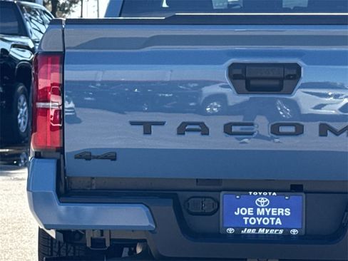 New 2026 Toyota Tacoma SR5 image 11