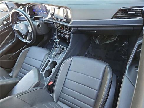 Used 2022 Volkswagen Jetta SE w/ Panoramic Sunroof Package FWD image 20