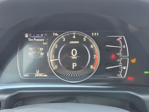 Used 2025 Lexus ES 350 Ultra Luxury w/ Accessory Package (Z2) image 7