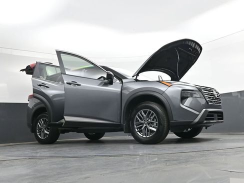 Certified 2026 Nissan Rogue S FWD image 51